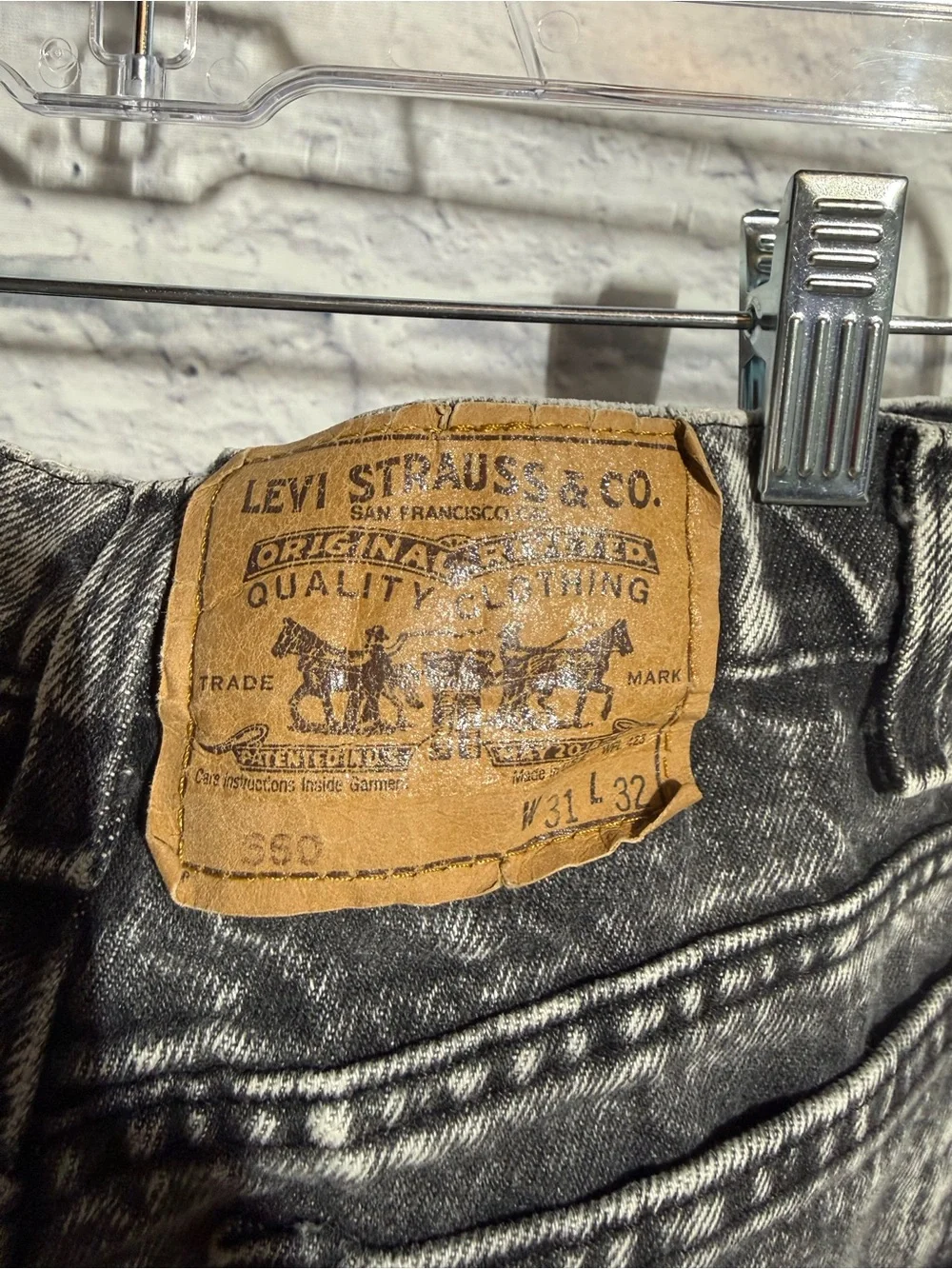 VINTAGE 80’s Men's Levi’s 550 Black ACID WASH Jeans - Size 31x32